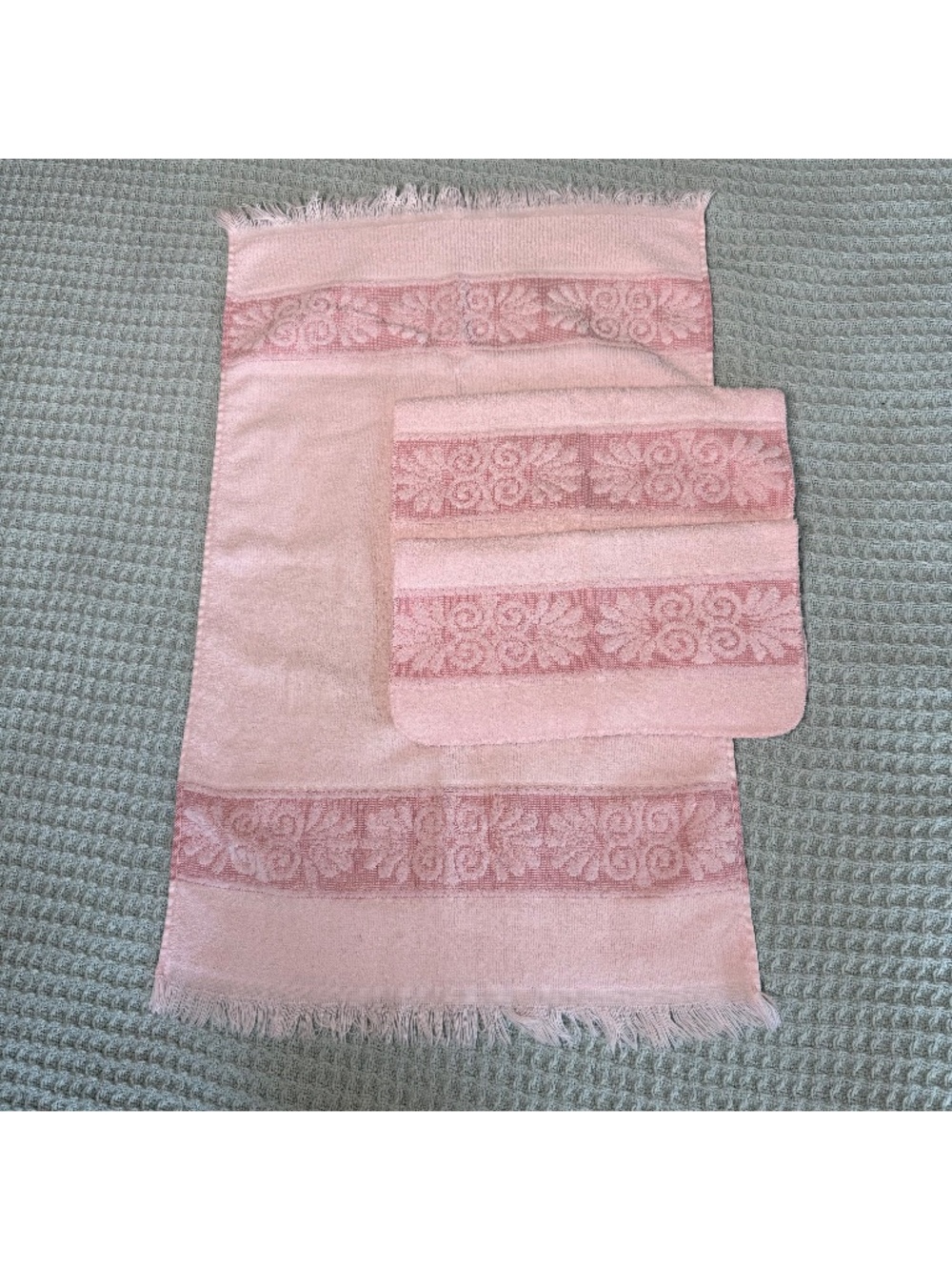 Vintage Cannon Monticello Santa Cruz 3 Washcloth Hand Towel Pink Sculpted Fringe